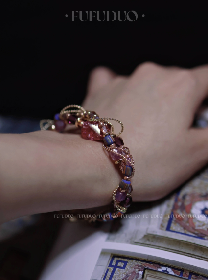 Charoite and Glass Beads Bracelet